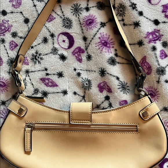 VINTAGE GUESS CURVE MINI PURSE - Picture 7 of 15